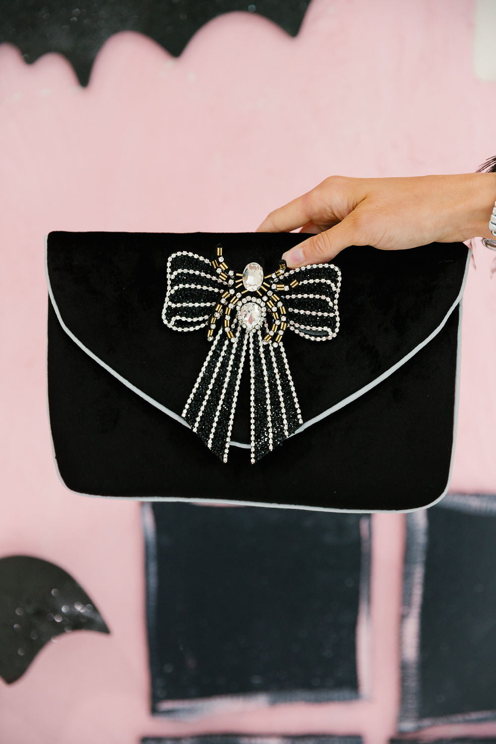 SPIDER BOW BLACK CLUTCH Clutch Judith March
