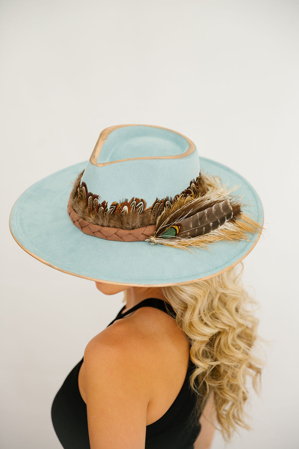 FROST & FEATHER RANCHER HAT RANCHER HAT Judith March