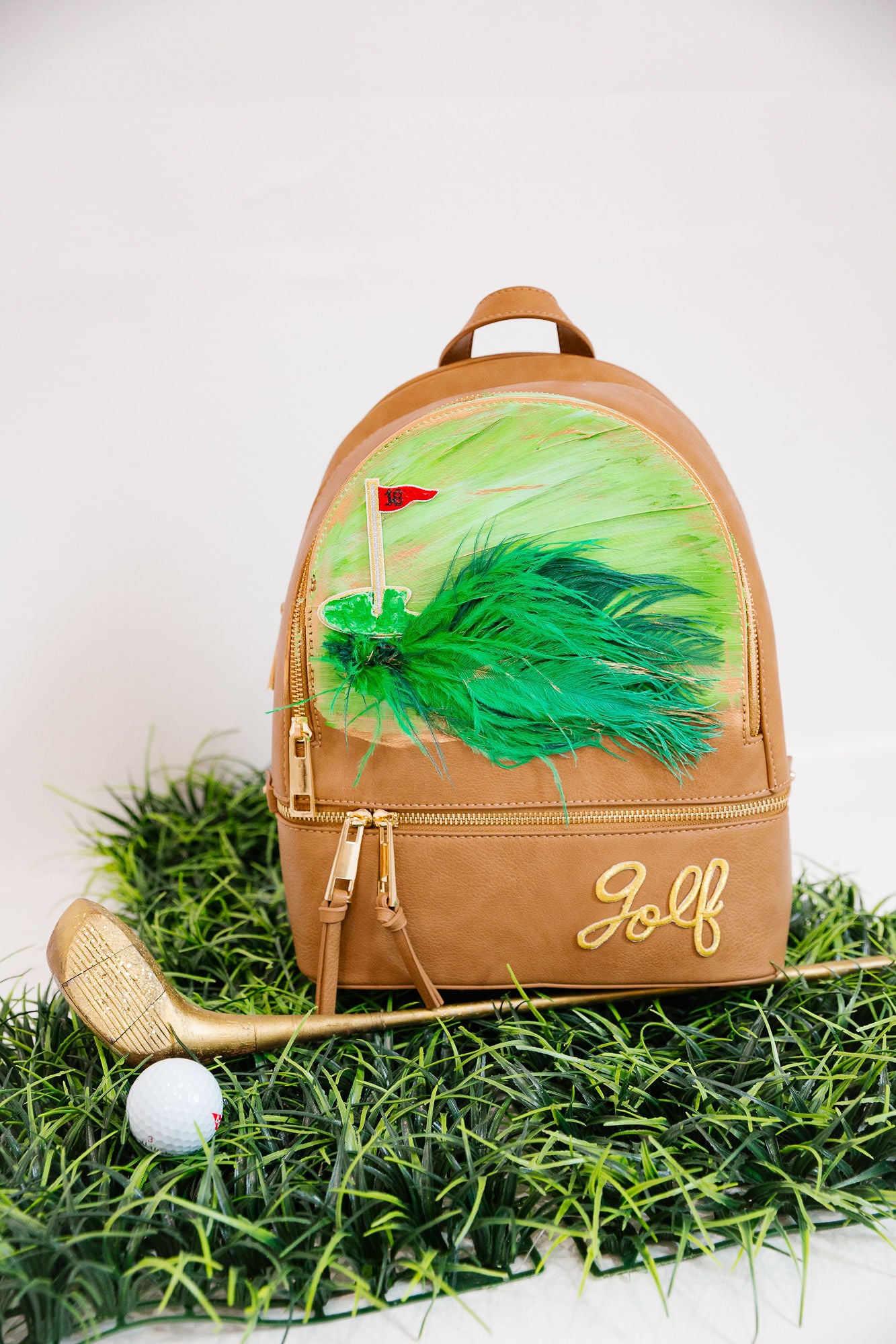ABSTRACT GOLF BACKPACK BACKPACK Judith March