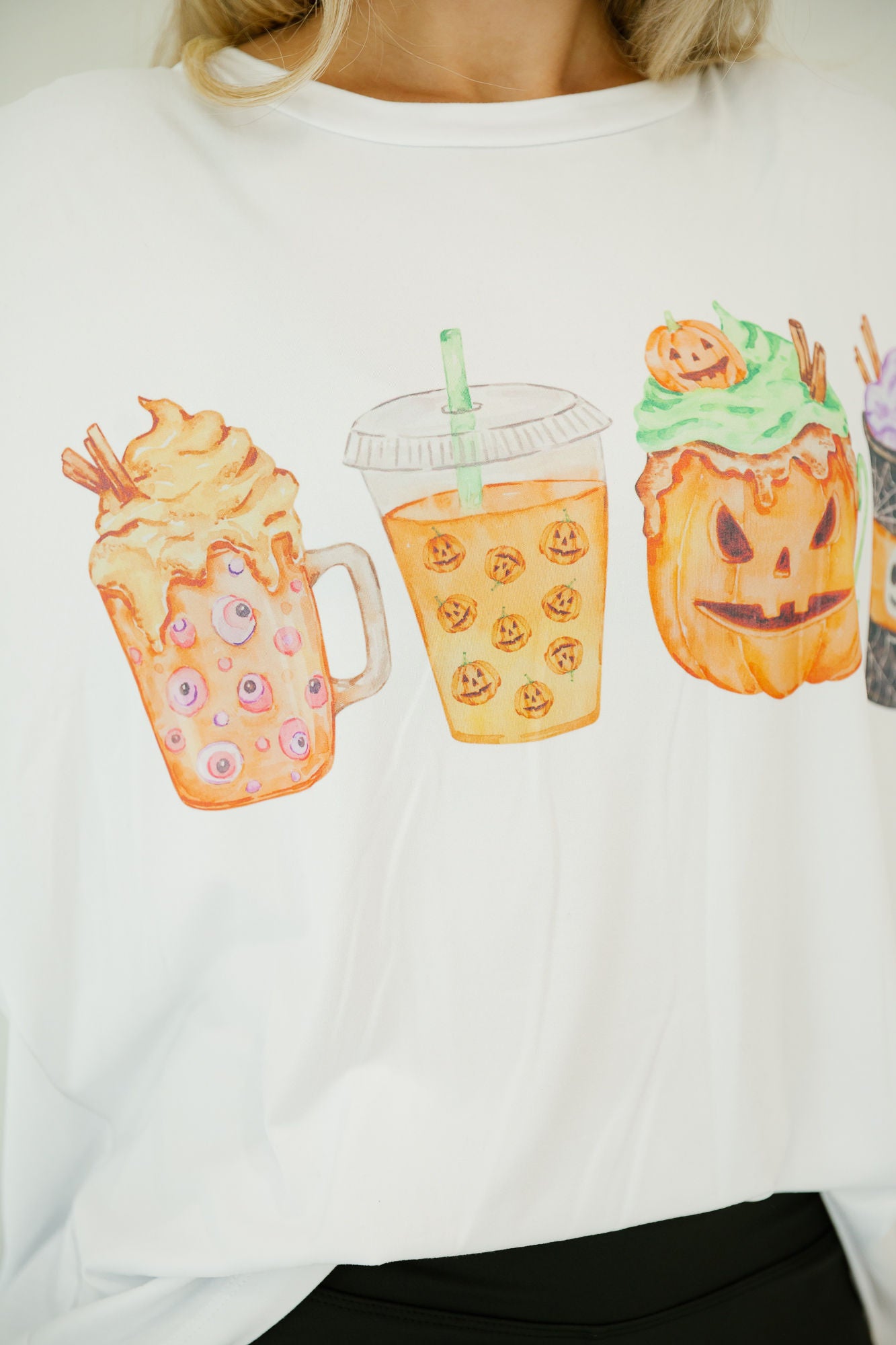 HALLOWEEN CHEERS TEE TEE Judith March