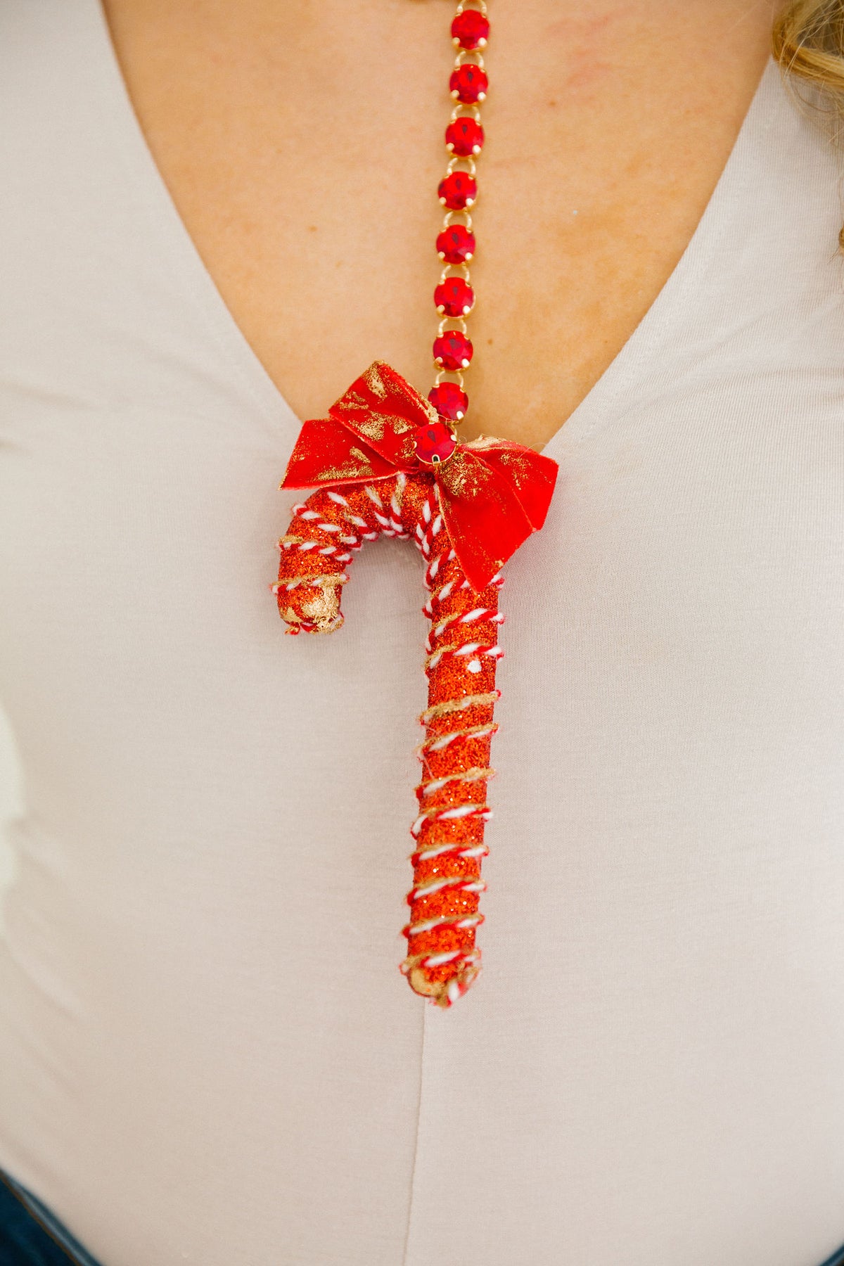PEPPERMINT BOW RED STATEMENT NECKLACE NECKLACE Judith March