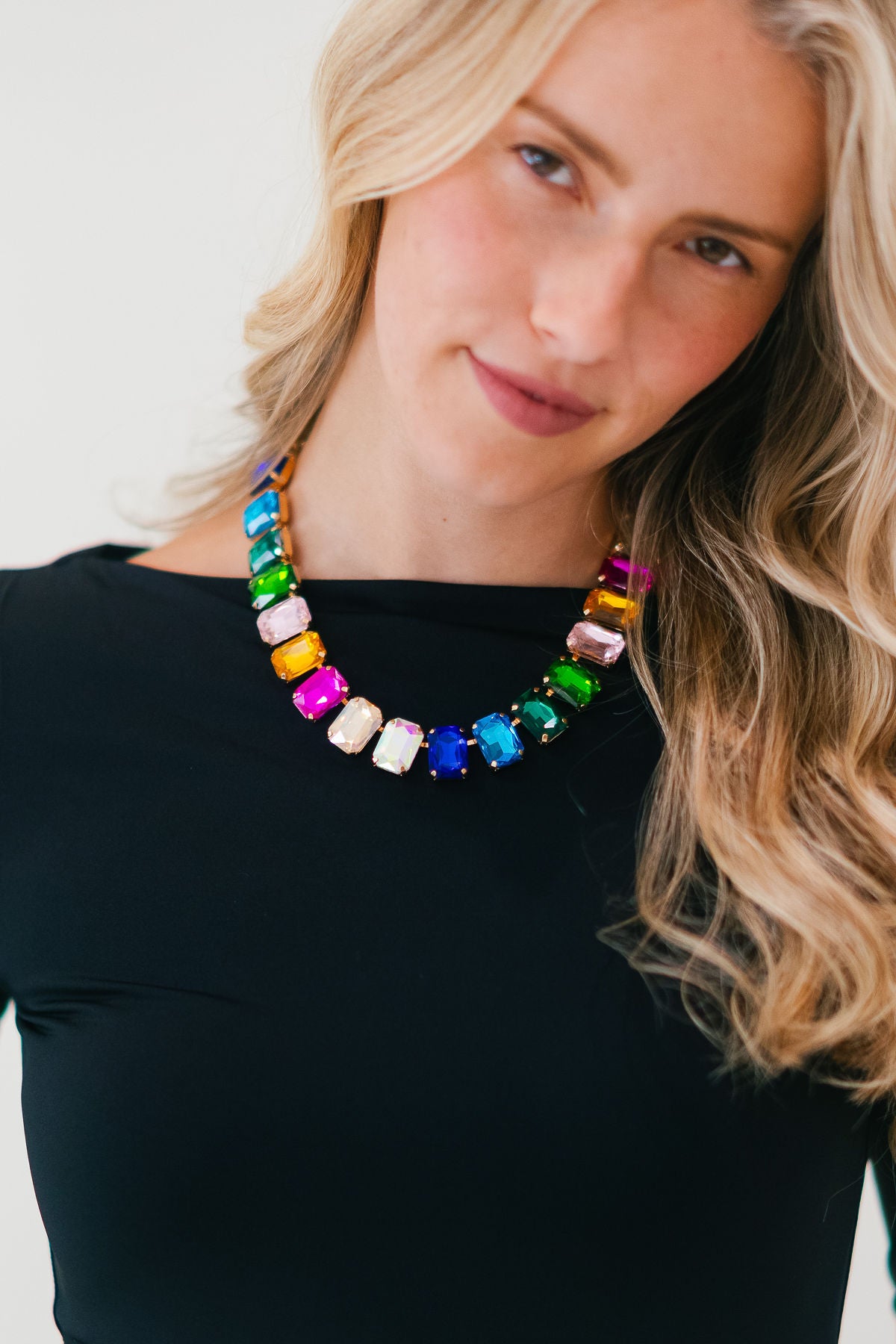 THE CONFETTI CRYSTAL STATEMENT NECKLACE NECKLACE Judith March