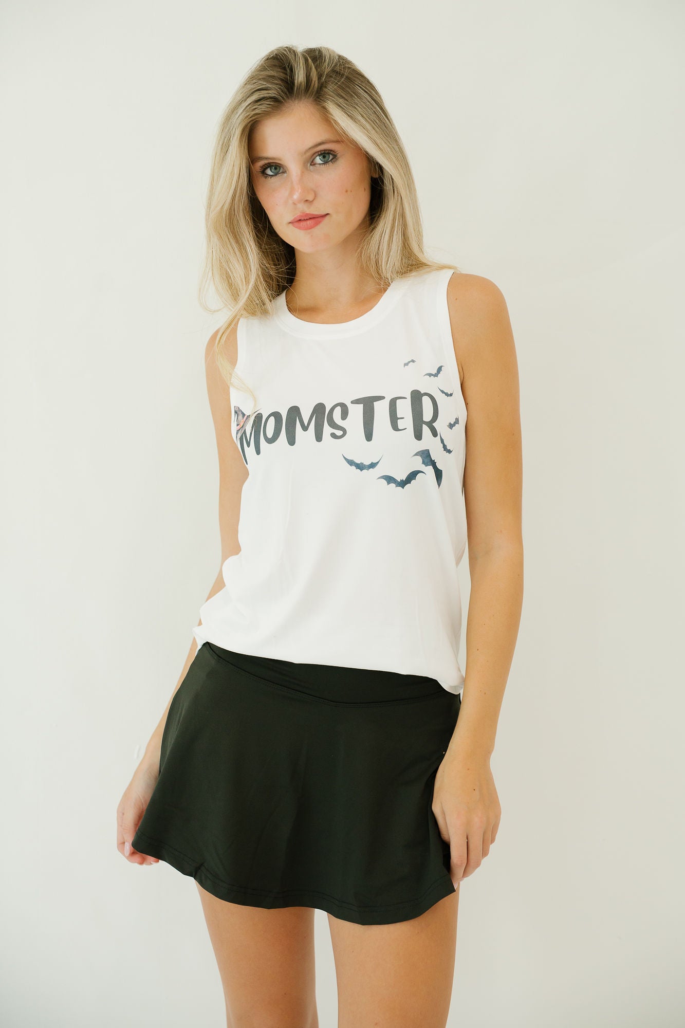 MOMSTER BAT TANK TANK Judith March
