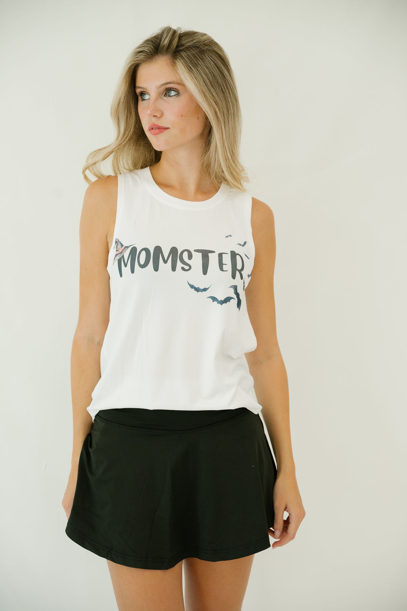 MOMSTER BAT TANK TANK Judith March