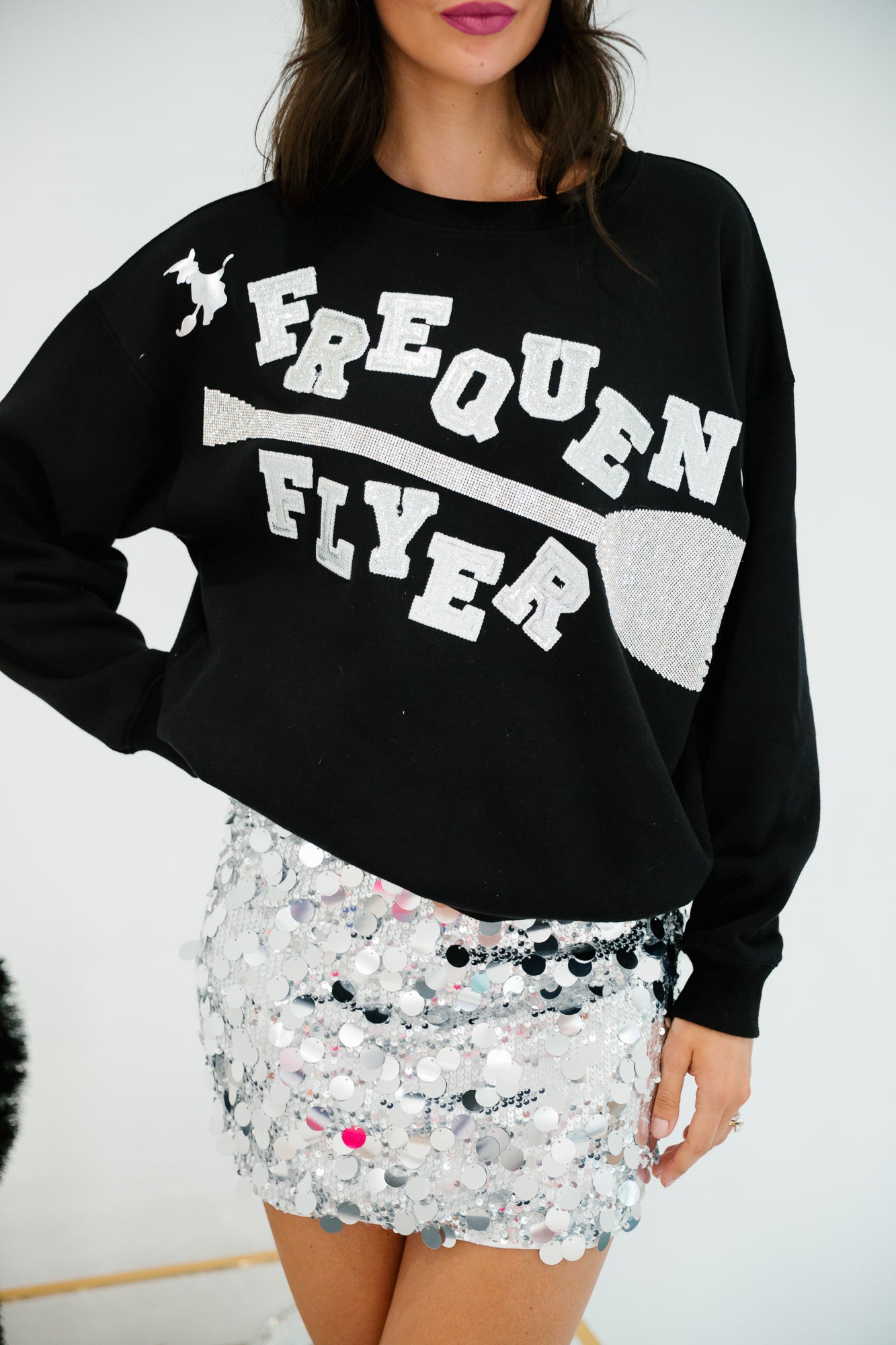 FREQUENT FLYER SILVER SPARKLE BLACK PULLOVER PULLOVER Judith March