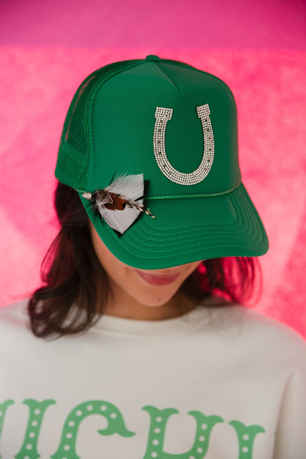 DIAMOND HORSESHOE GREEN TRUCKER HAT HAT Judith March