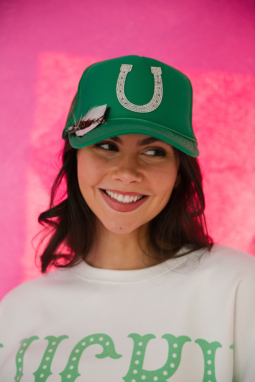 DIAMOND HORSESHOE GREEN TRUCKER HAT HAT Judith March