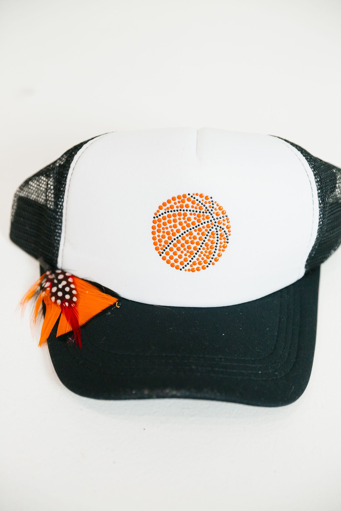 *BASKETBALL BLACK TRUCKER HAT HAT Judith March