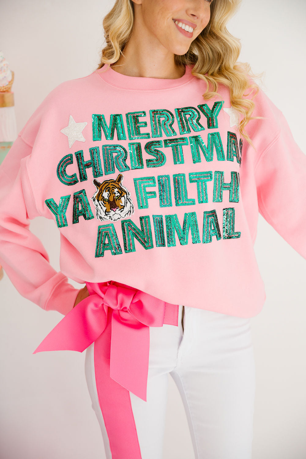 MERRY CHRISTMAS YA FILTHY ANIMAL PINK PULLOVER PULLOVER Judith March