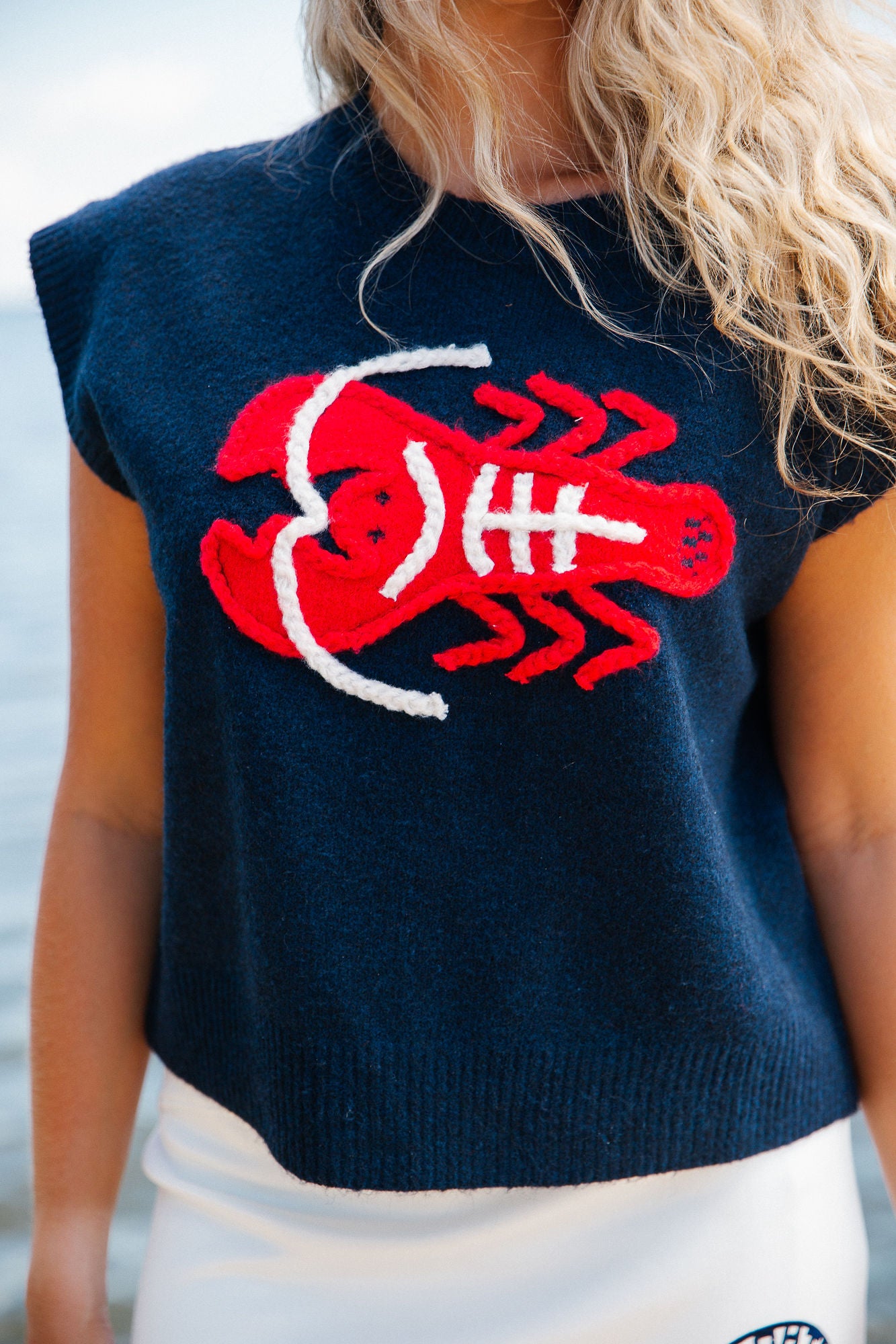 LOBSTER PATCH NAVY SLEEVELESS SWEATER SWEATER Judith March