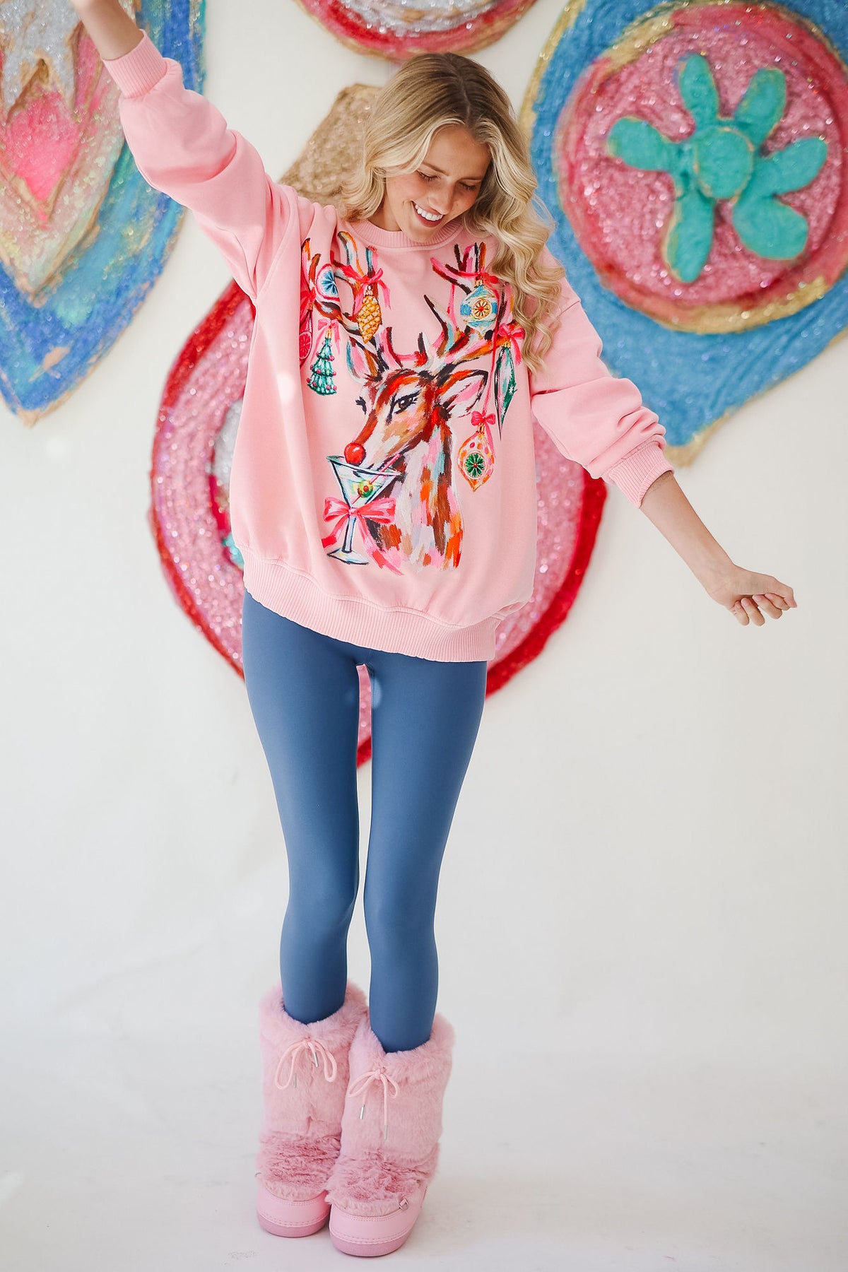 REINDEER & RIBBONS PINK PULLOVER PULLOVER Judith March