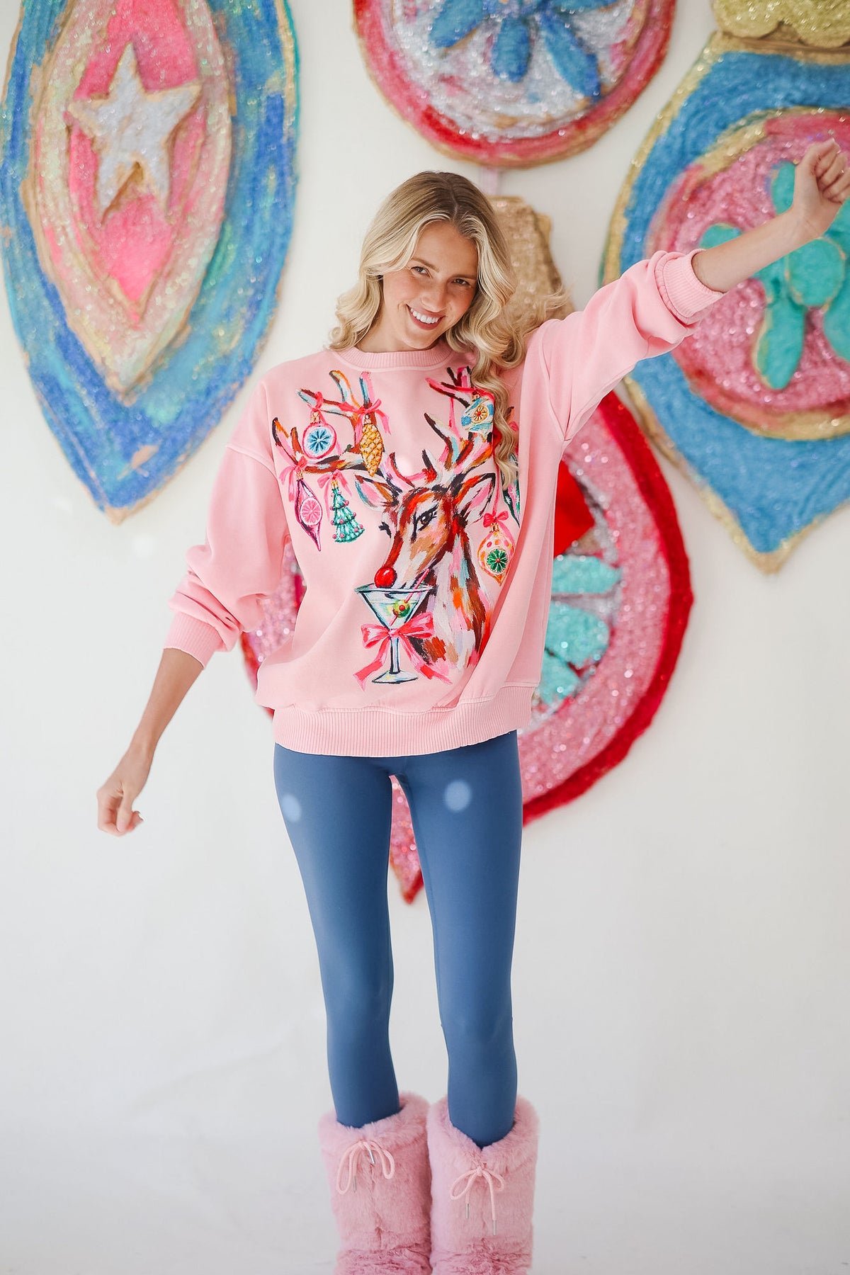 REINDEER & RIBBONS PINK PULLOVER PULLOVER Judith March