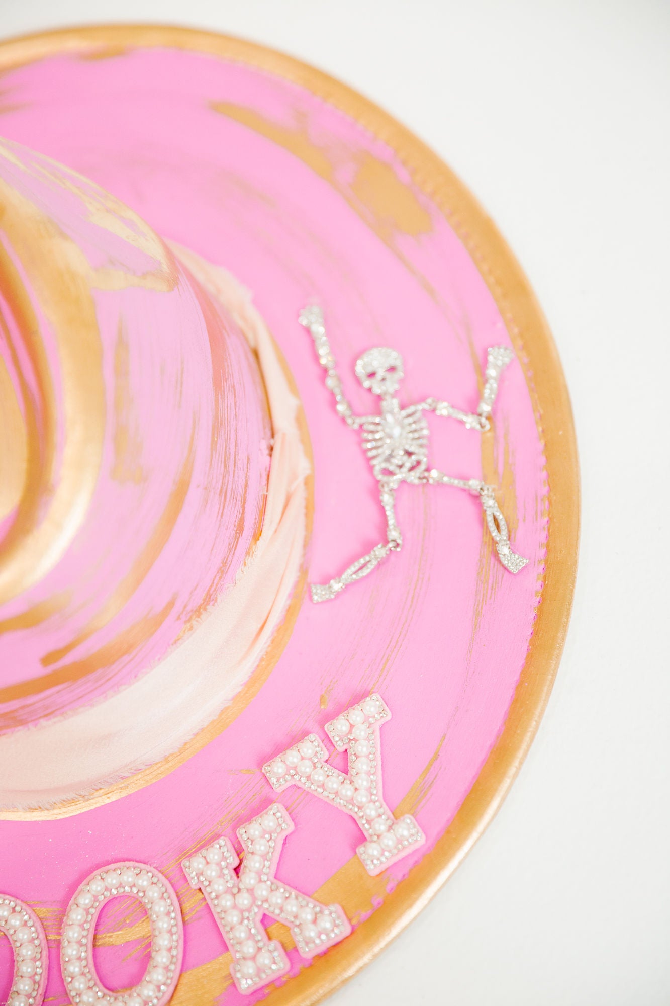 *SPOOKY PINK RANCHER HAT HAT Judith March