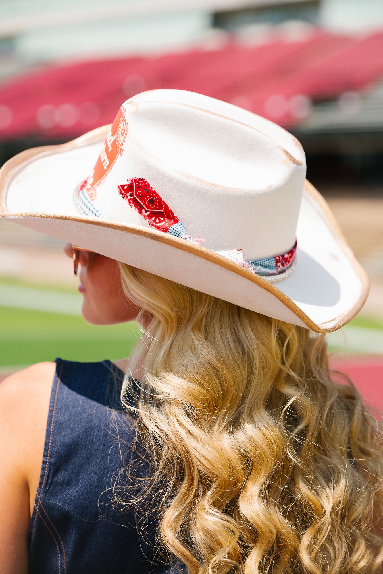 IF FOUND, PLEASE RETURN TO THE TAILGATE RANCHER HAT RANCHER HAT Judith March