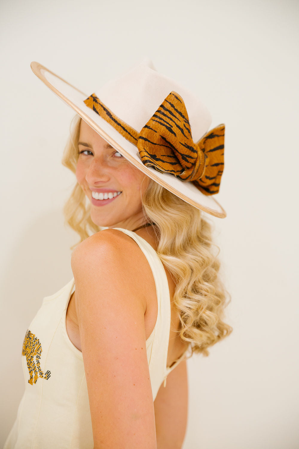 TIGER BOW IVORY RANCHER HAT TRUCKER HAT Judith March