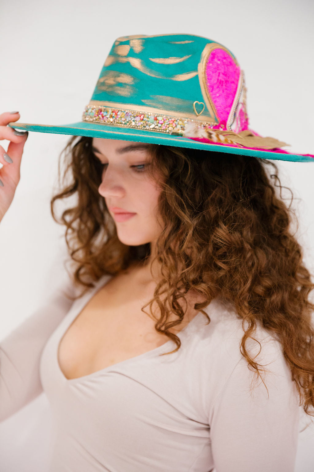 QUEEN OF HEARTS RANCHER HAT