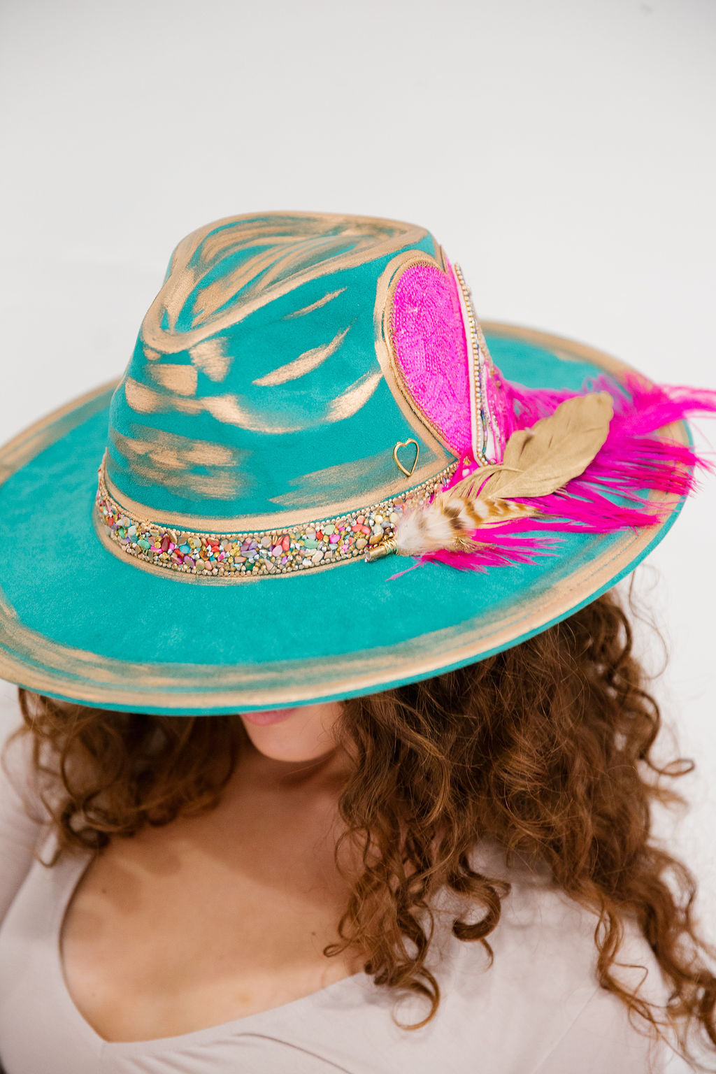 QUEEN OF HEARTS RANCHER HAT