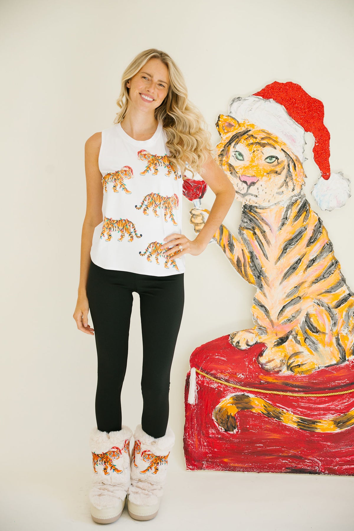 WILD ABOUT CHRISTMAS TEE/TANK TEE Judith March
