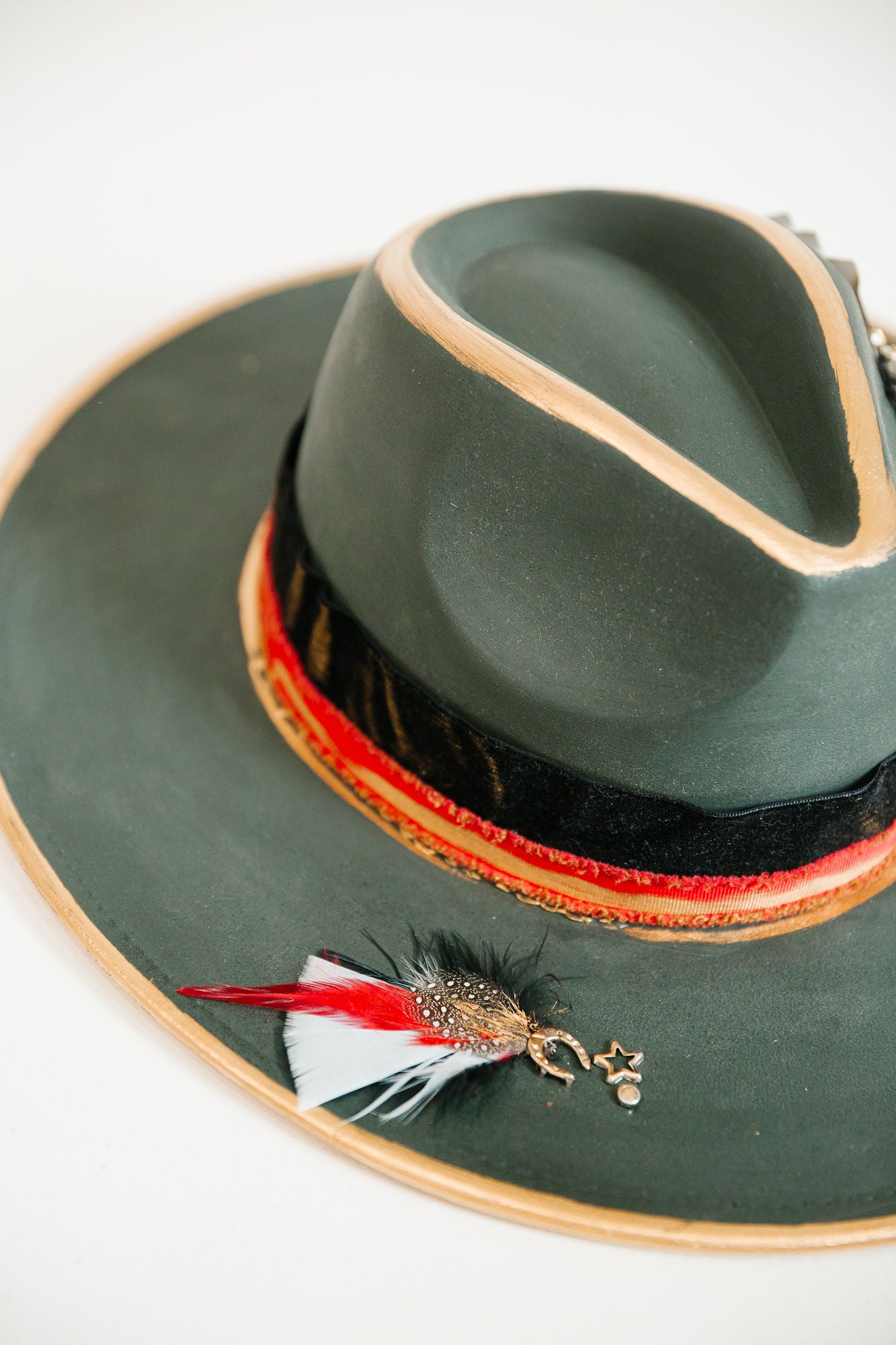 *LOVE GAME BLACK RANCHER HAT HAT Judith March