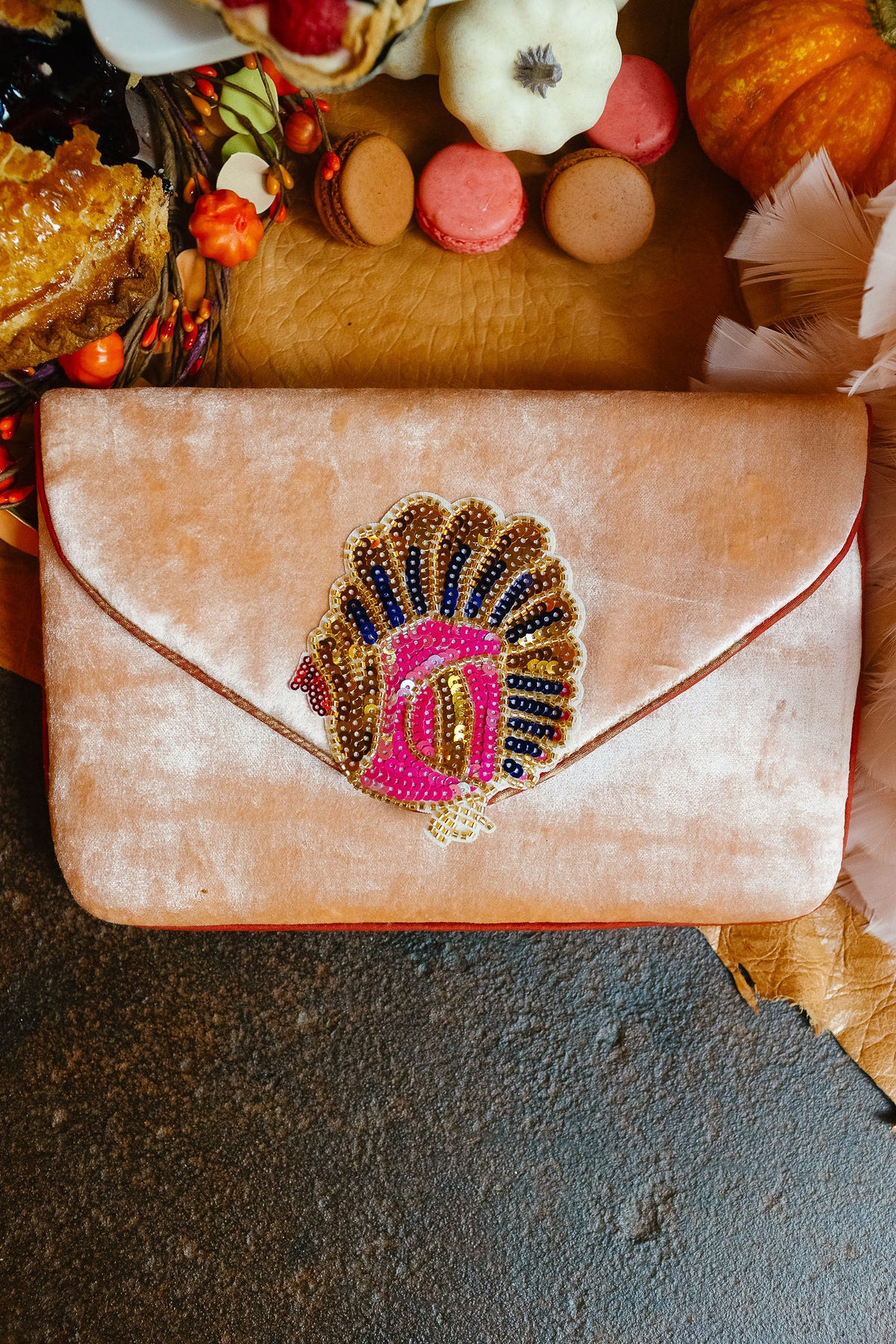 THANKSGIVING VELVET CLUTCHES Clutch Judith March CREAM