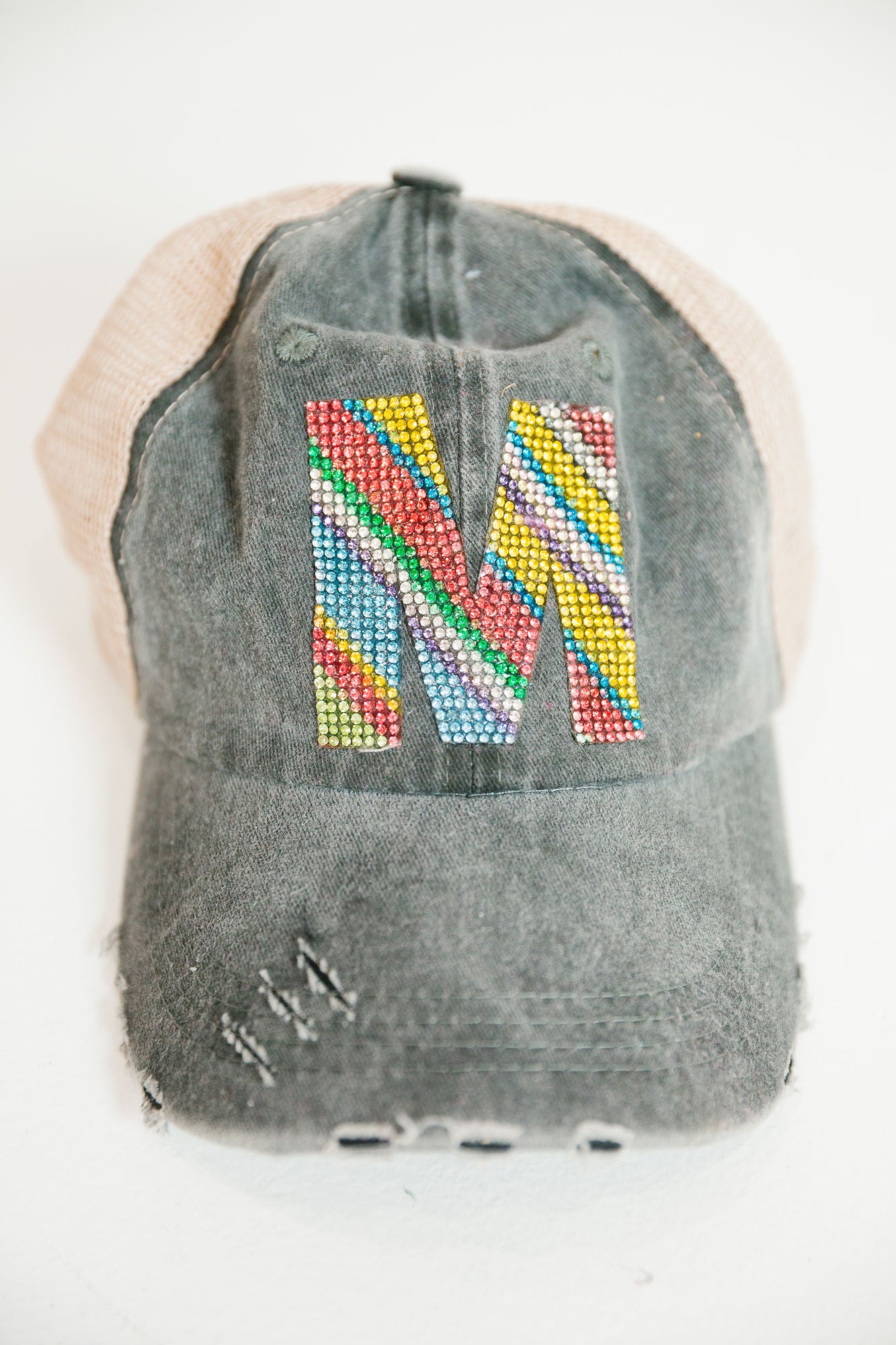 *M INITIAL CHARCOAL DISTRESSED HAT HAT Judith March