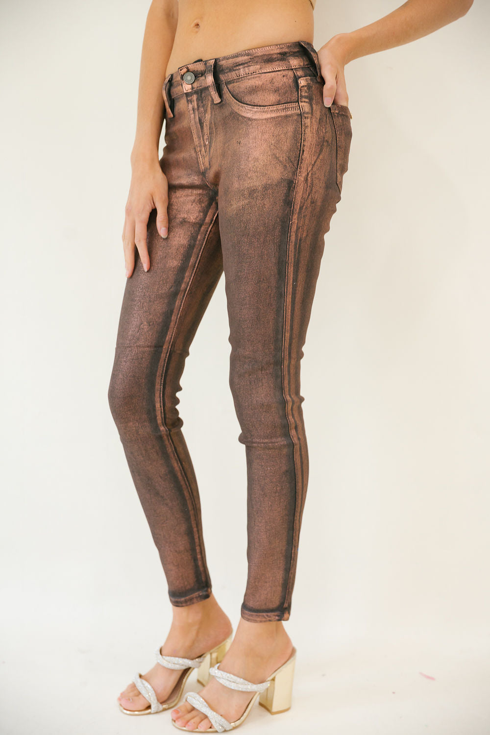 *ROSE GOLD SKINNY JEANS - SIZE 1/24 JEANS Judith March