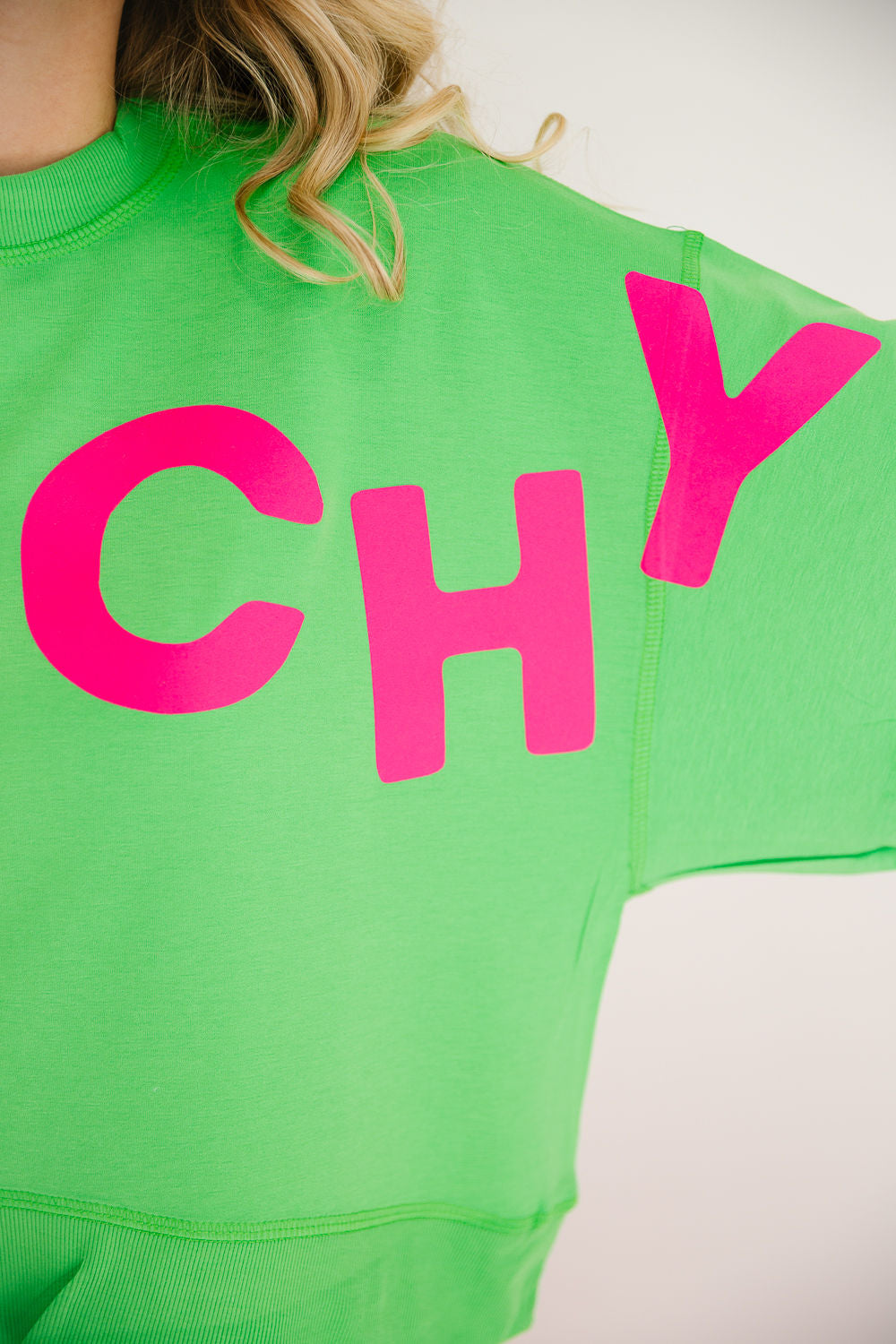 FEELING GRINCHY GREEN PULLOVER PULLOVER Judith March