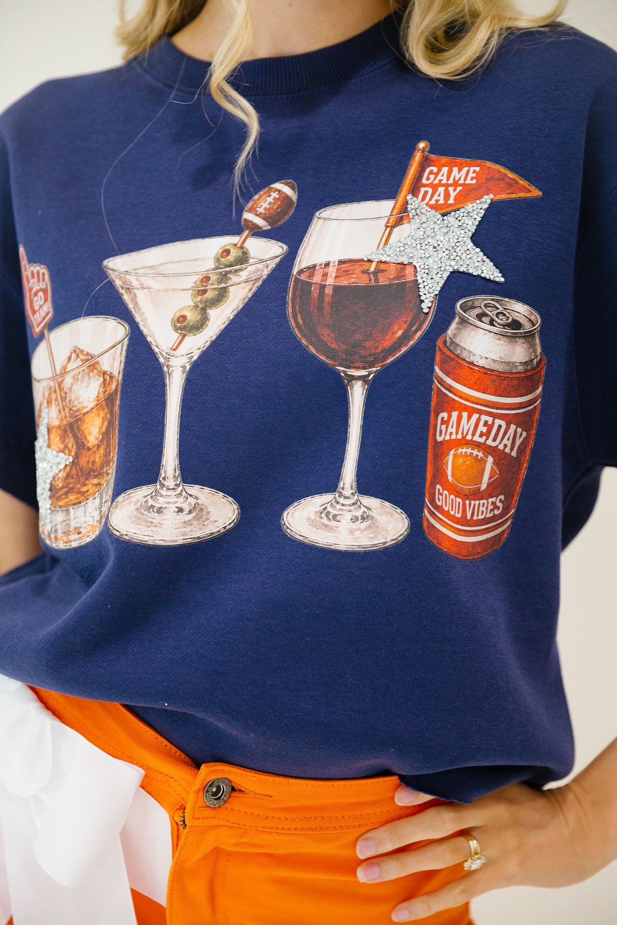 COCKTAILS & KICKOFFS NAVY PULLOVER