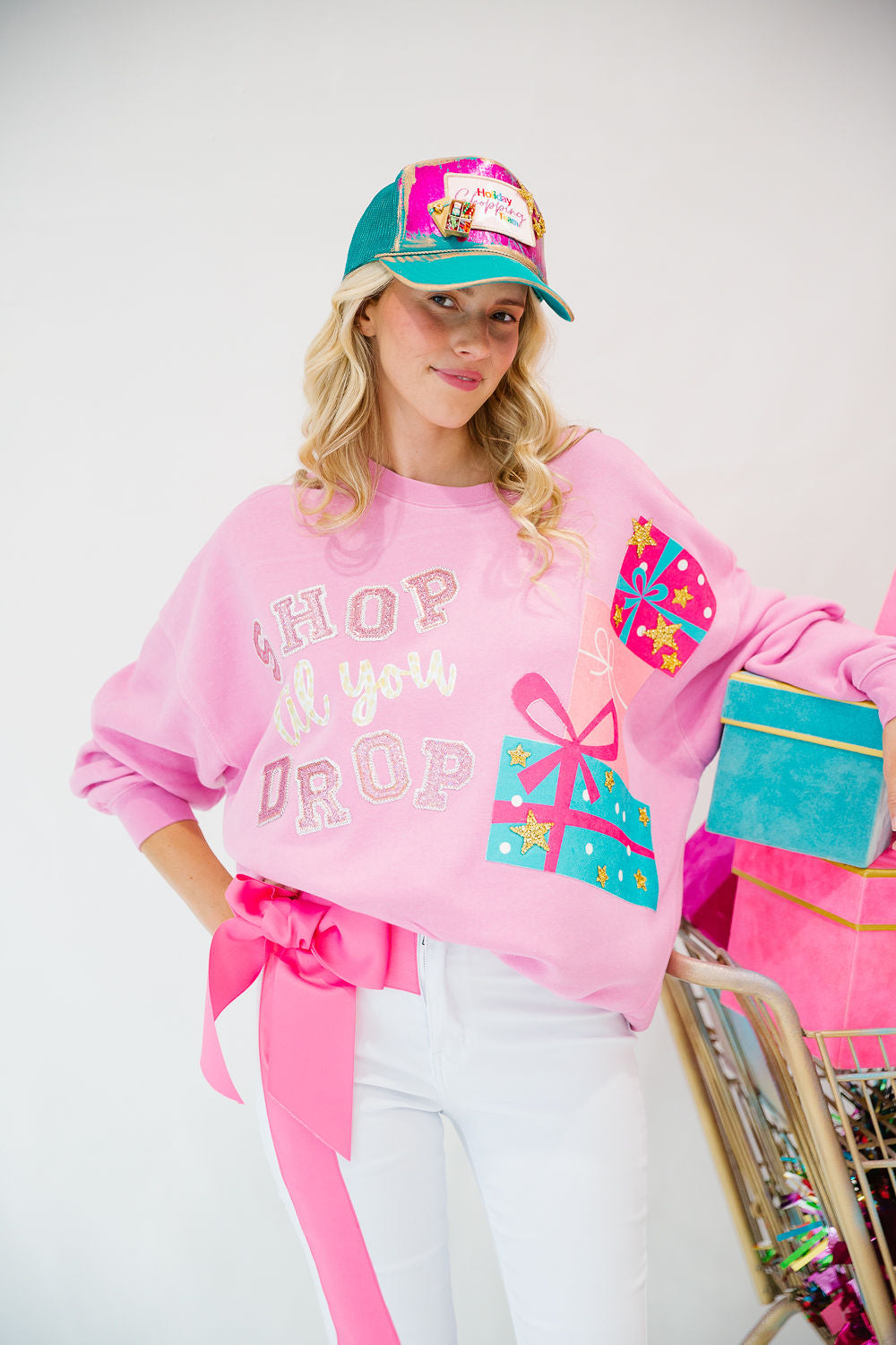 SHOP TIL YOU DROP PINK PULLOVER PULLOVER Judith March