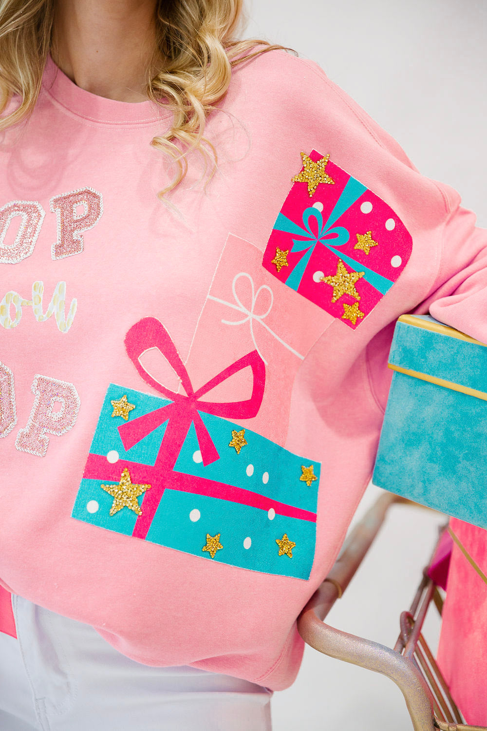 SHOP TIL YOU DROP PINK PULLOVER PULLOVER Judith March