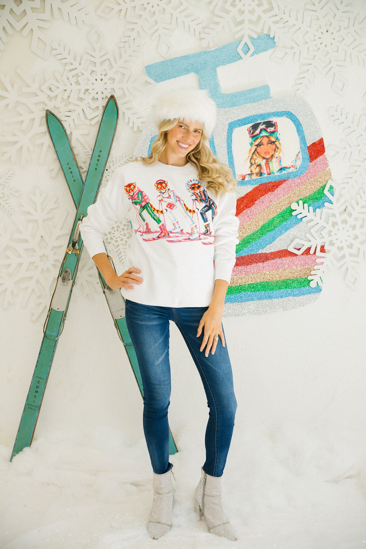 SKIING IN STYLE WHITE PULLOVER PULLOVER Judith March