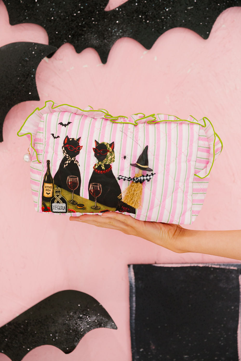 SPOOKY CAT SOCIAL CLUB RUFFLE BAG Clutch Judith March