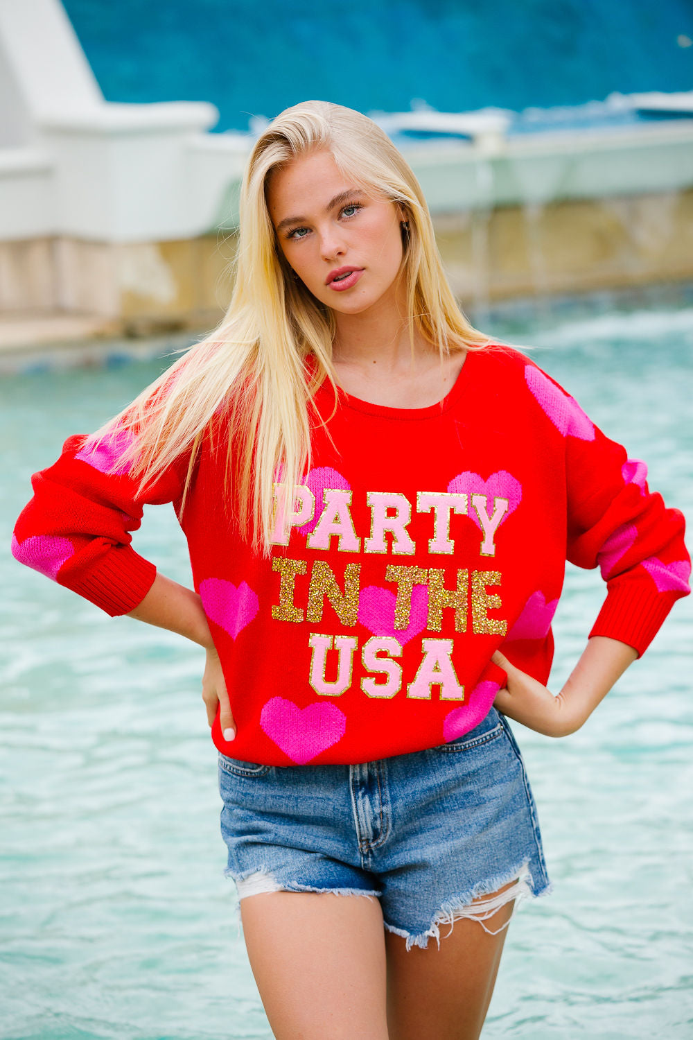 PARTY IN THE USA HEART SWEATER SWEATER Judith March   