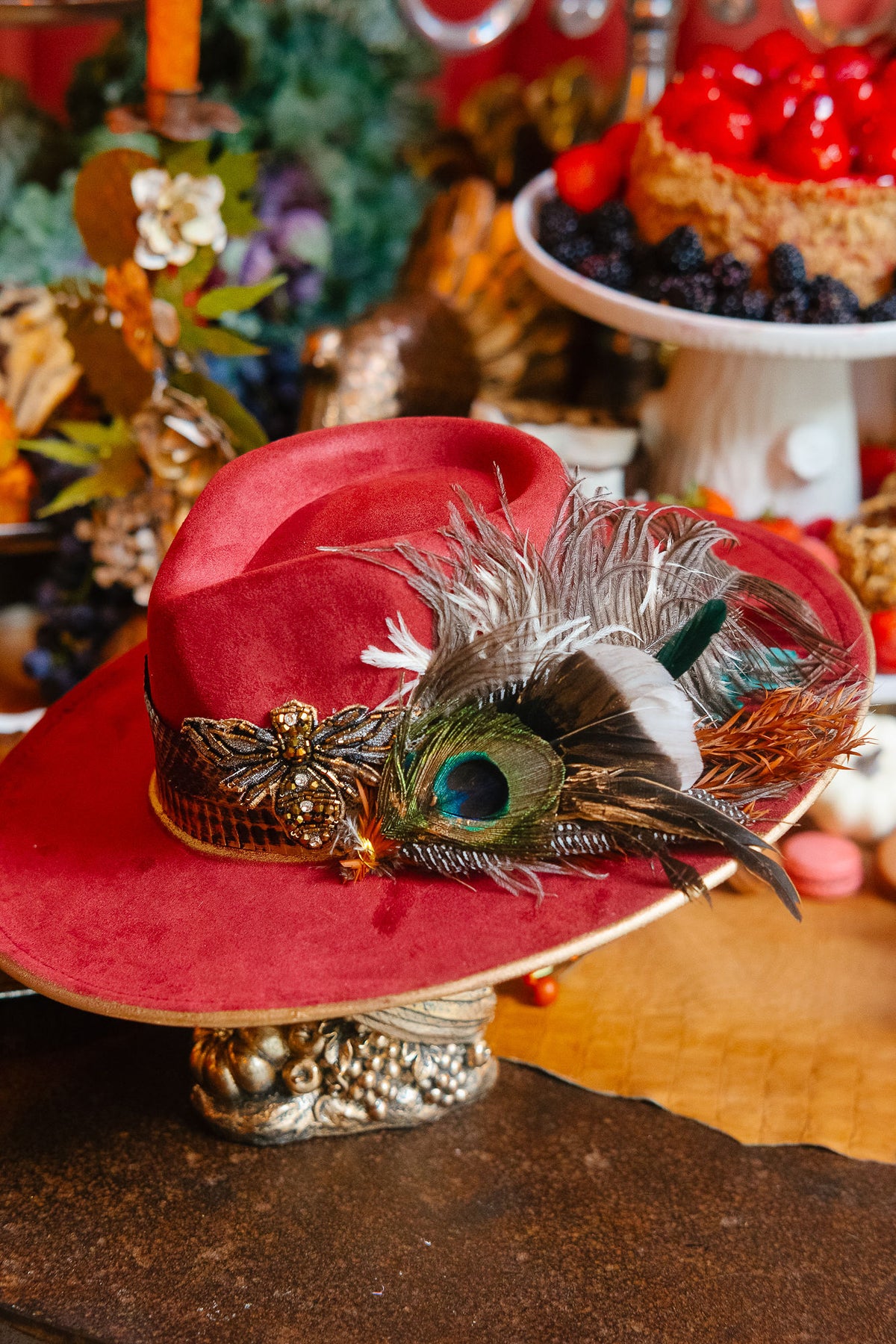 THE SCARLET SEASON RANCHER HAT RANCHER HAT Judith March