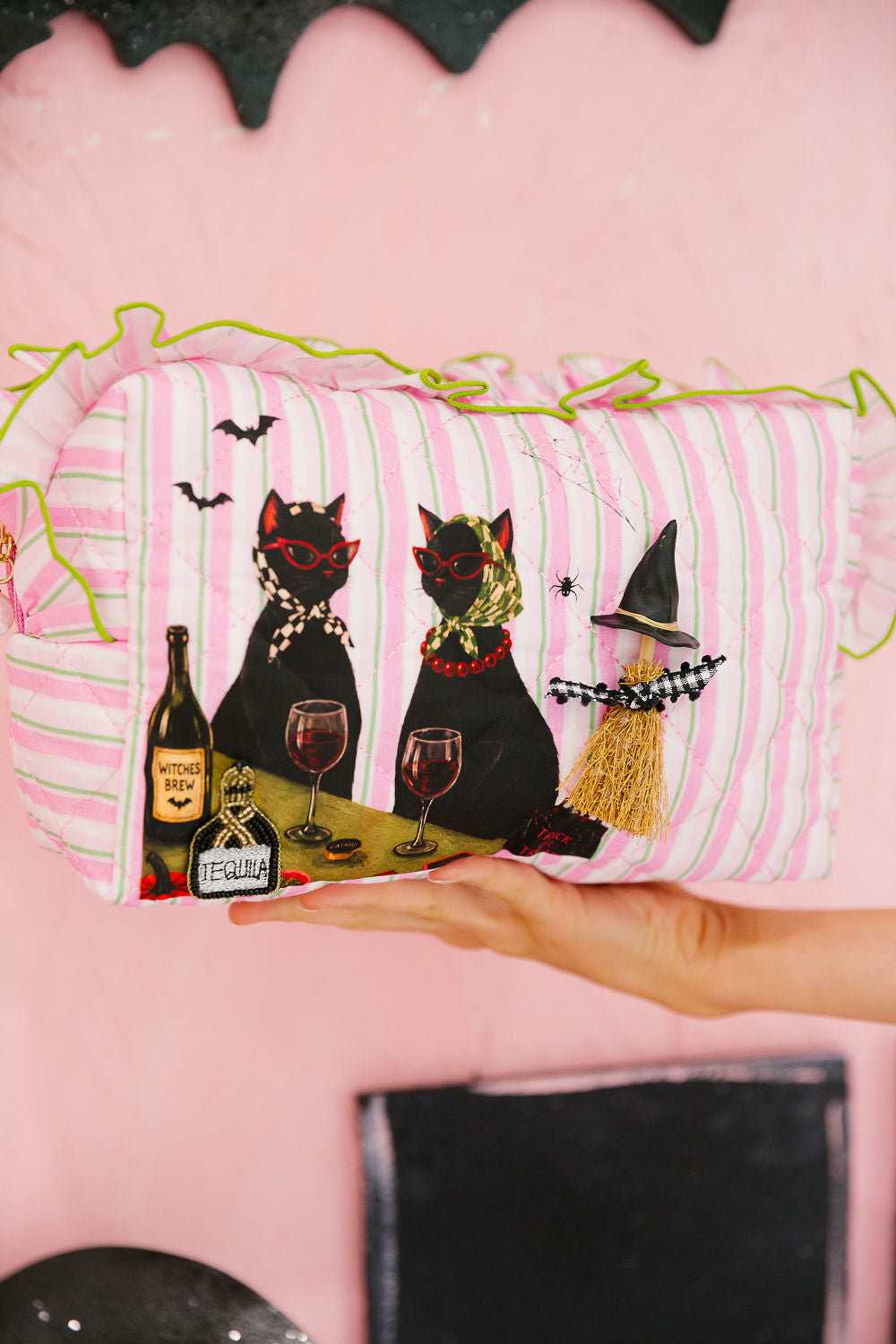 SPOOKY CAT SOCIAL CLUB RUFFLE BAG Clutch Judith March