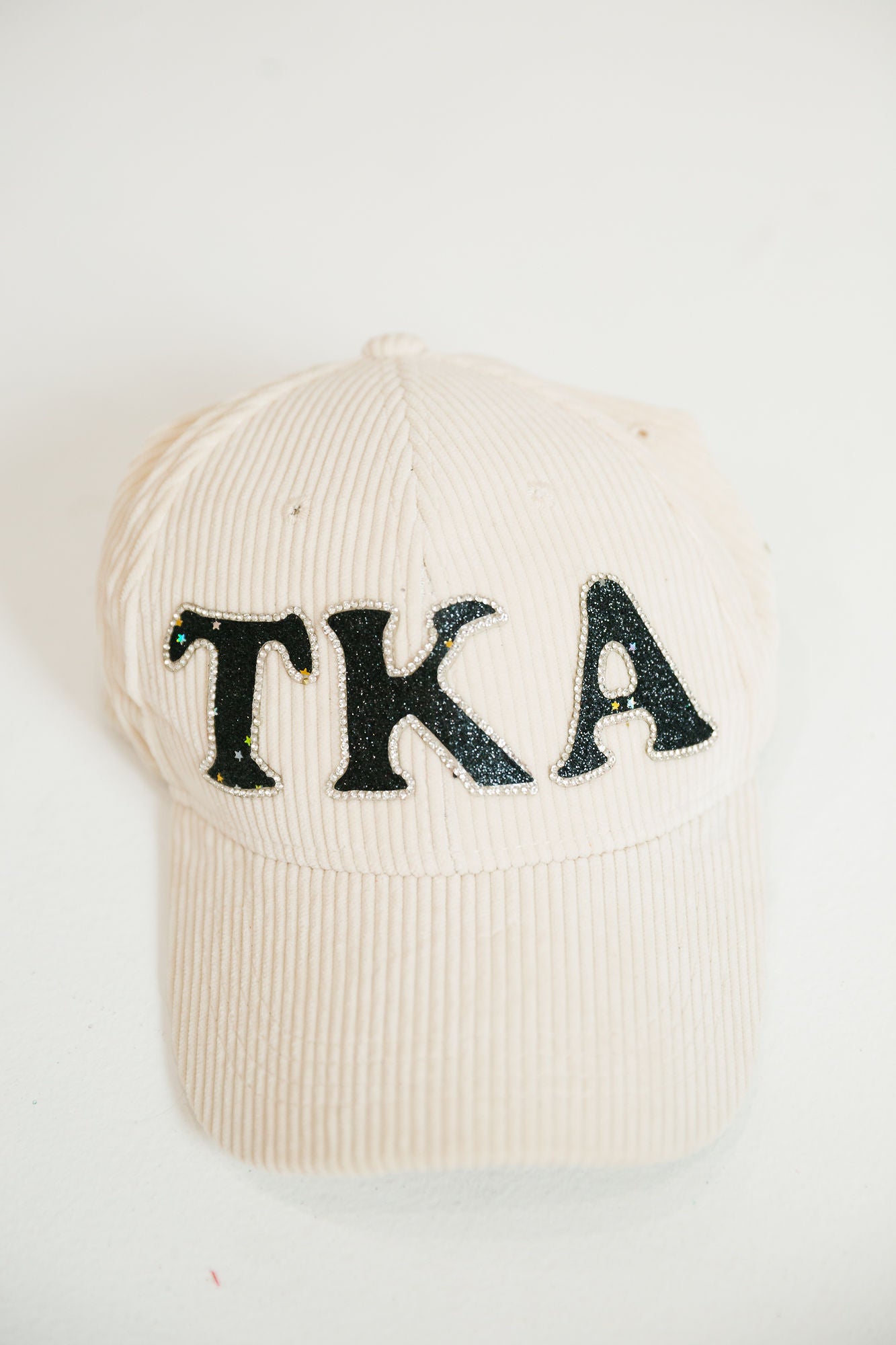 *TKA CREAM CORDUROY HAT HAT Judith March