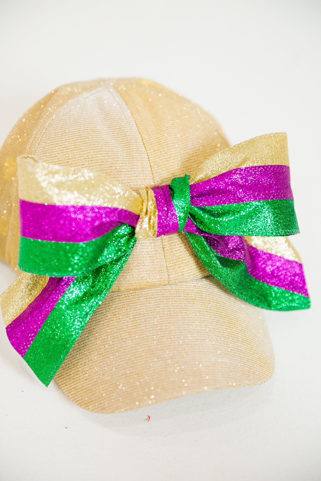 MARDI PARTY GOLD HAT TRUCKER HAT Judith March