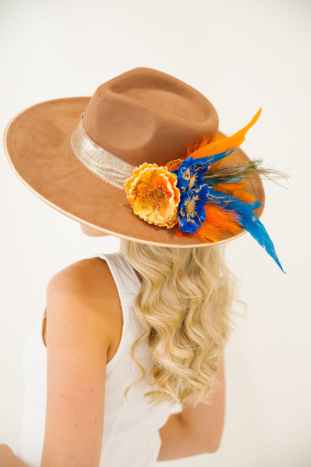 SATURDAY IN THE SOUTH RACHER HAT RANCHER HAT Judith March