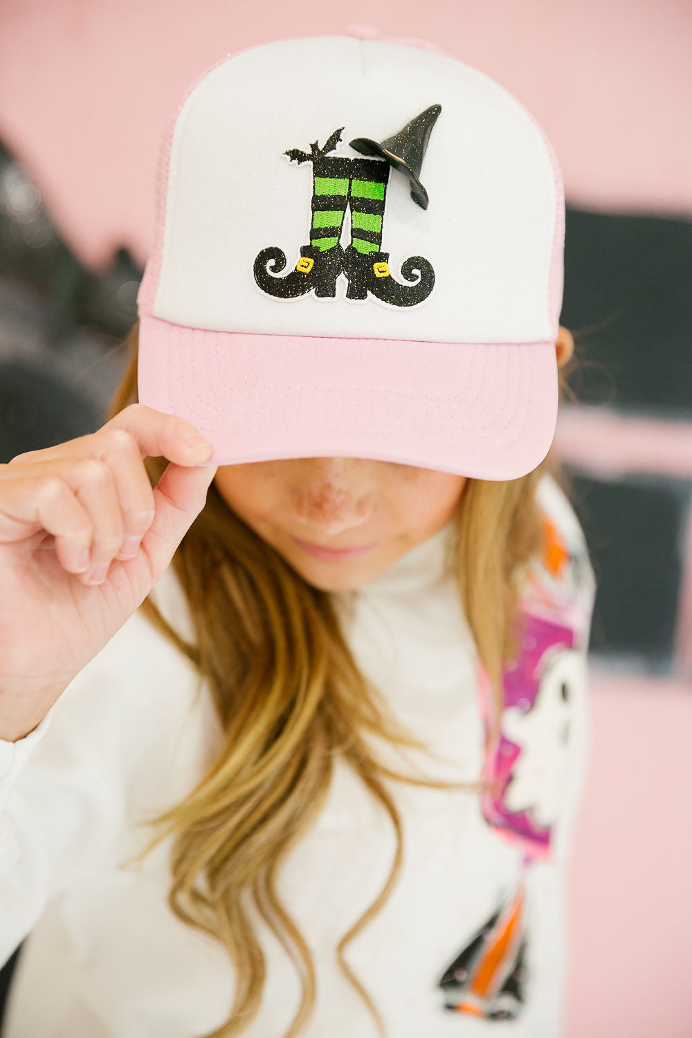MINI KIDS WITCH FEET TRUCKER HAT PULLOVER Judith March