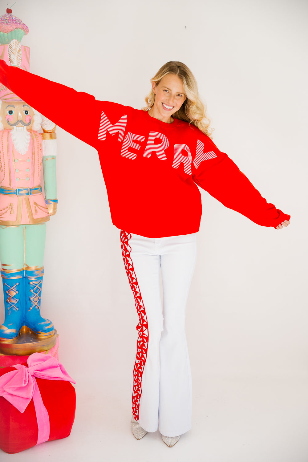MERRY RED PULLOVER PULLOVER Judith March