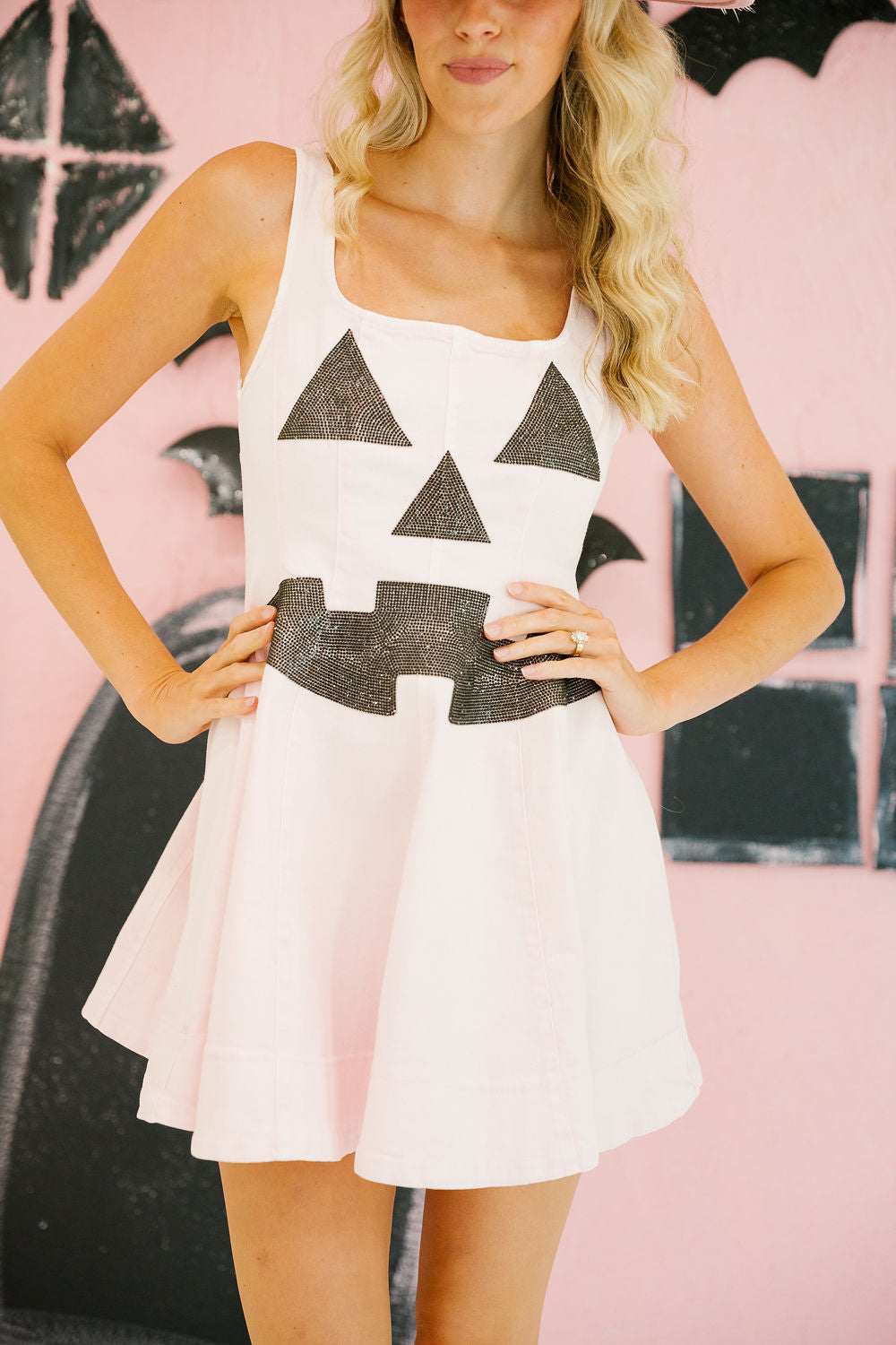 PUMPKIN FACE PINK DRESS