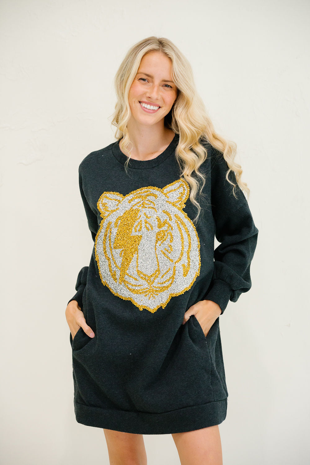 **TIGER LIGHTNING GRAY PULLOVER DRESS - L/XL DRESS Judith March
