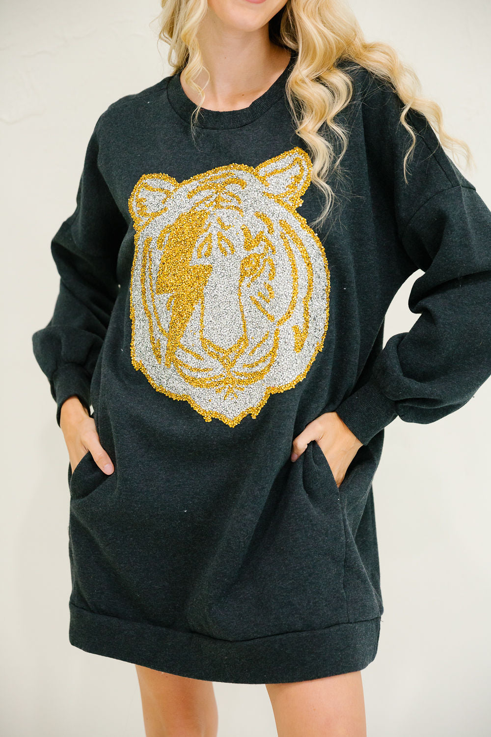 **TIGER LIGHTNING GRAY PULLOVER DRESS - L/XL DRESS Judith March