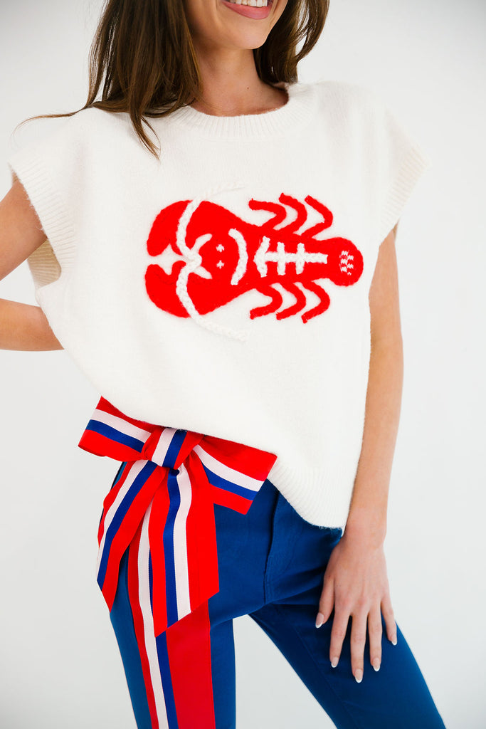 LOBSTER PATCH CREAM SLEEVELESS SWEATER SWEATER Judith March