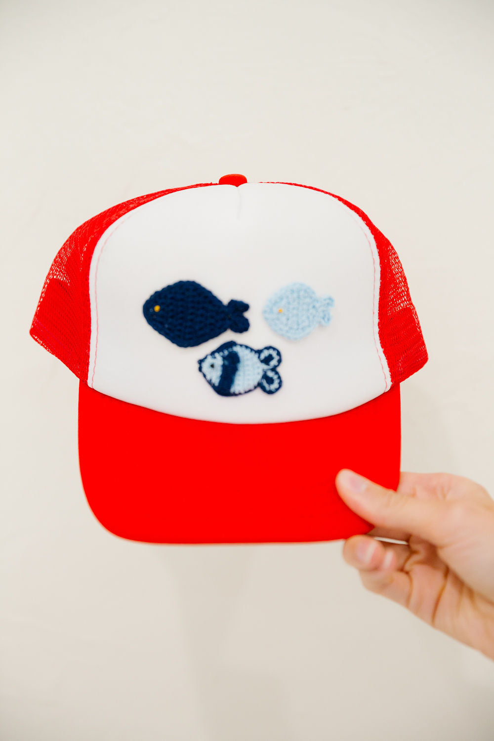 **MINI KIDS KNIT FISH RED TRUCKER HAT HAT Judith March