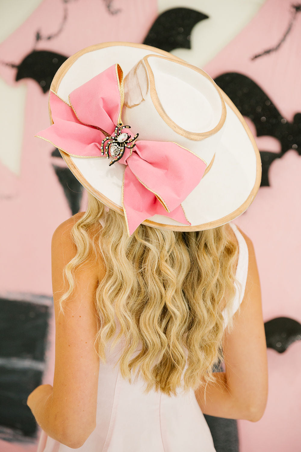PINK WIDOW WHITE RANCHER HAT TRUCKER HAT Judith March