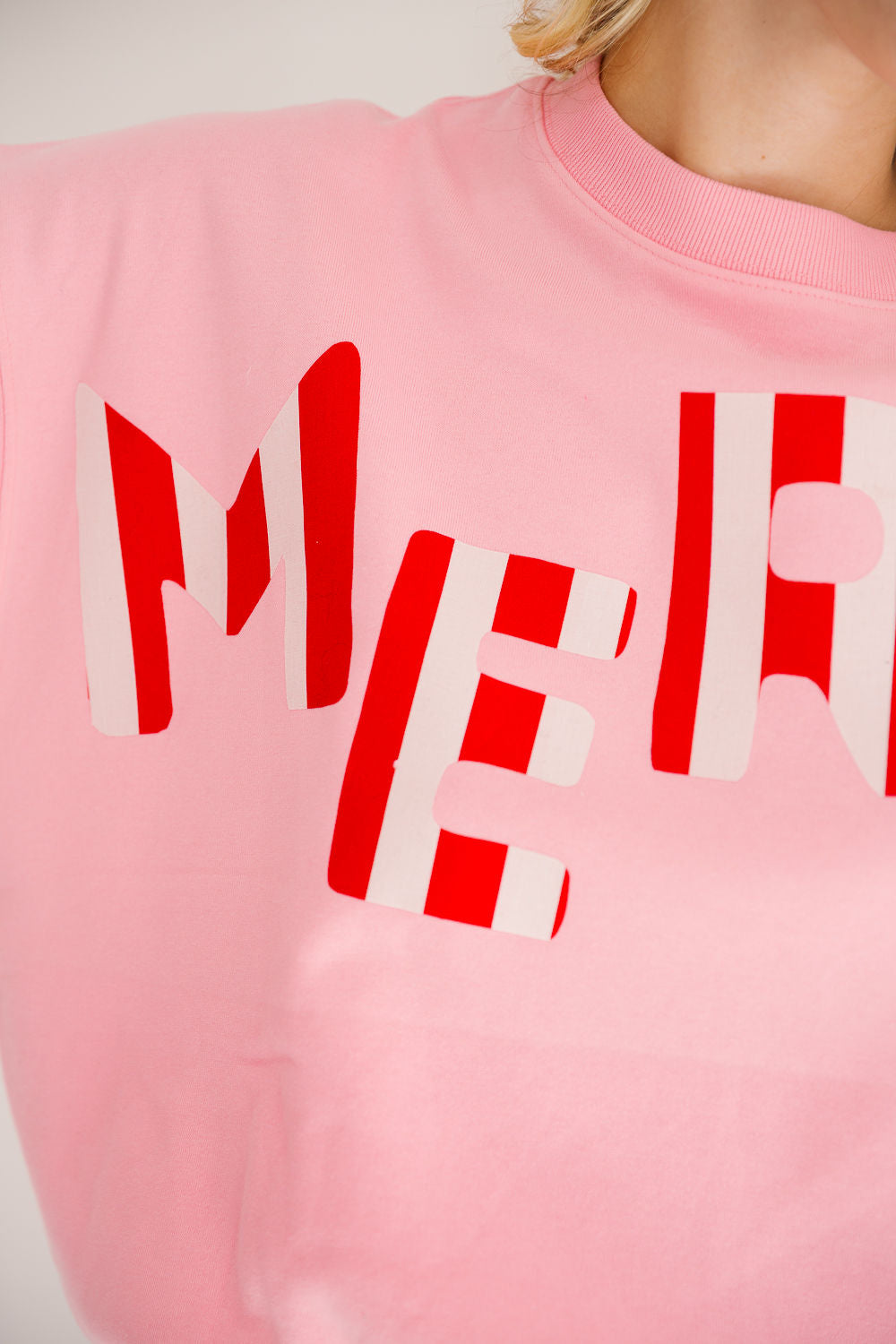 MERRY PINK PULLOVER PULLOVER Judith March