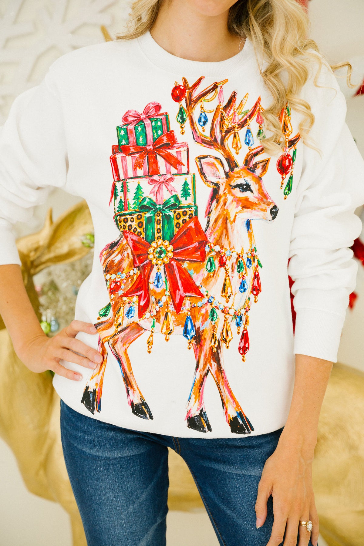 REINDEER & RIBBONS WHITE PULLOVER PULLOVER Judith March