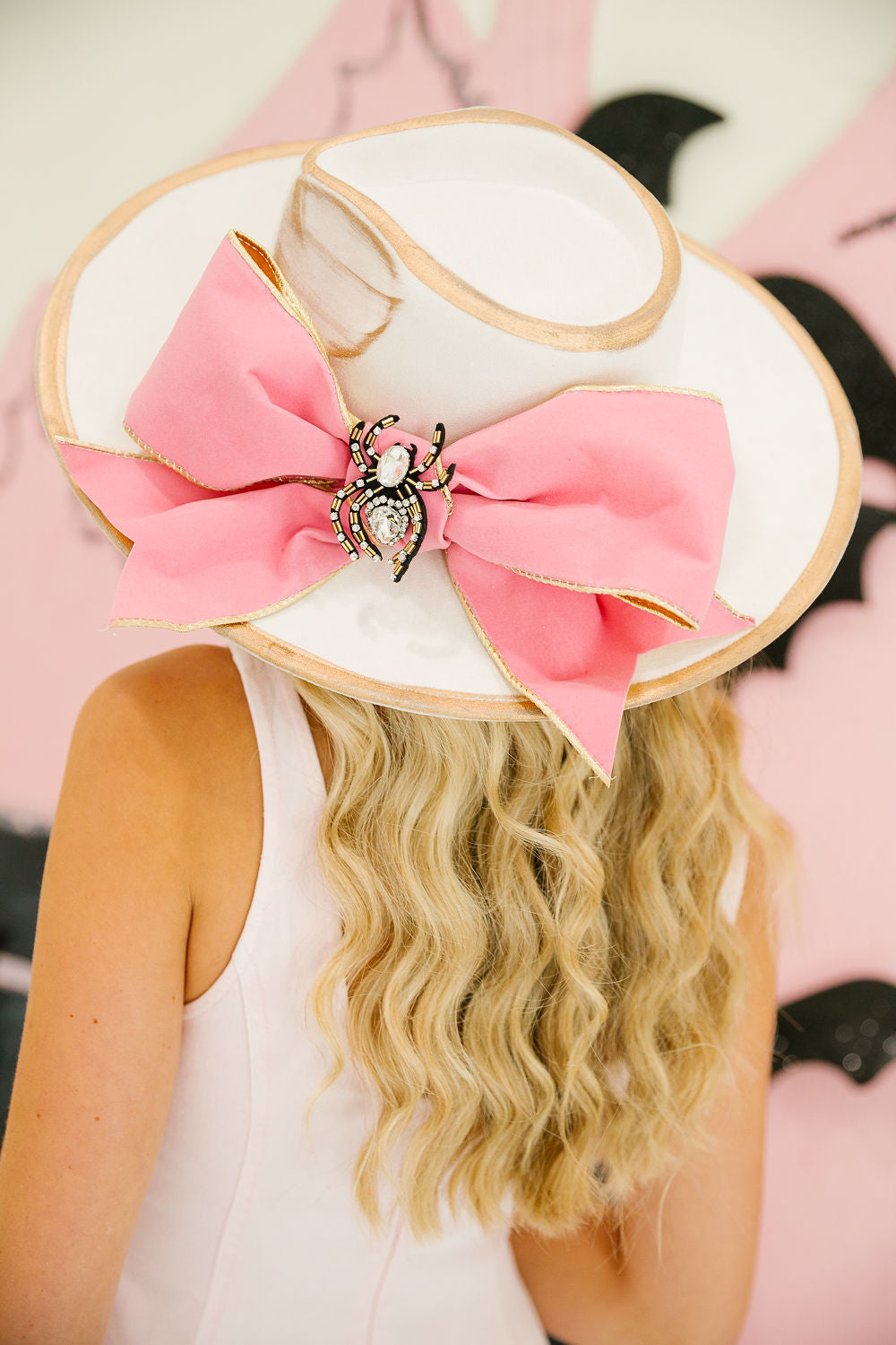 PINK WIDOW WHITE RANCHER HAT TRUCKER HAT Judith March