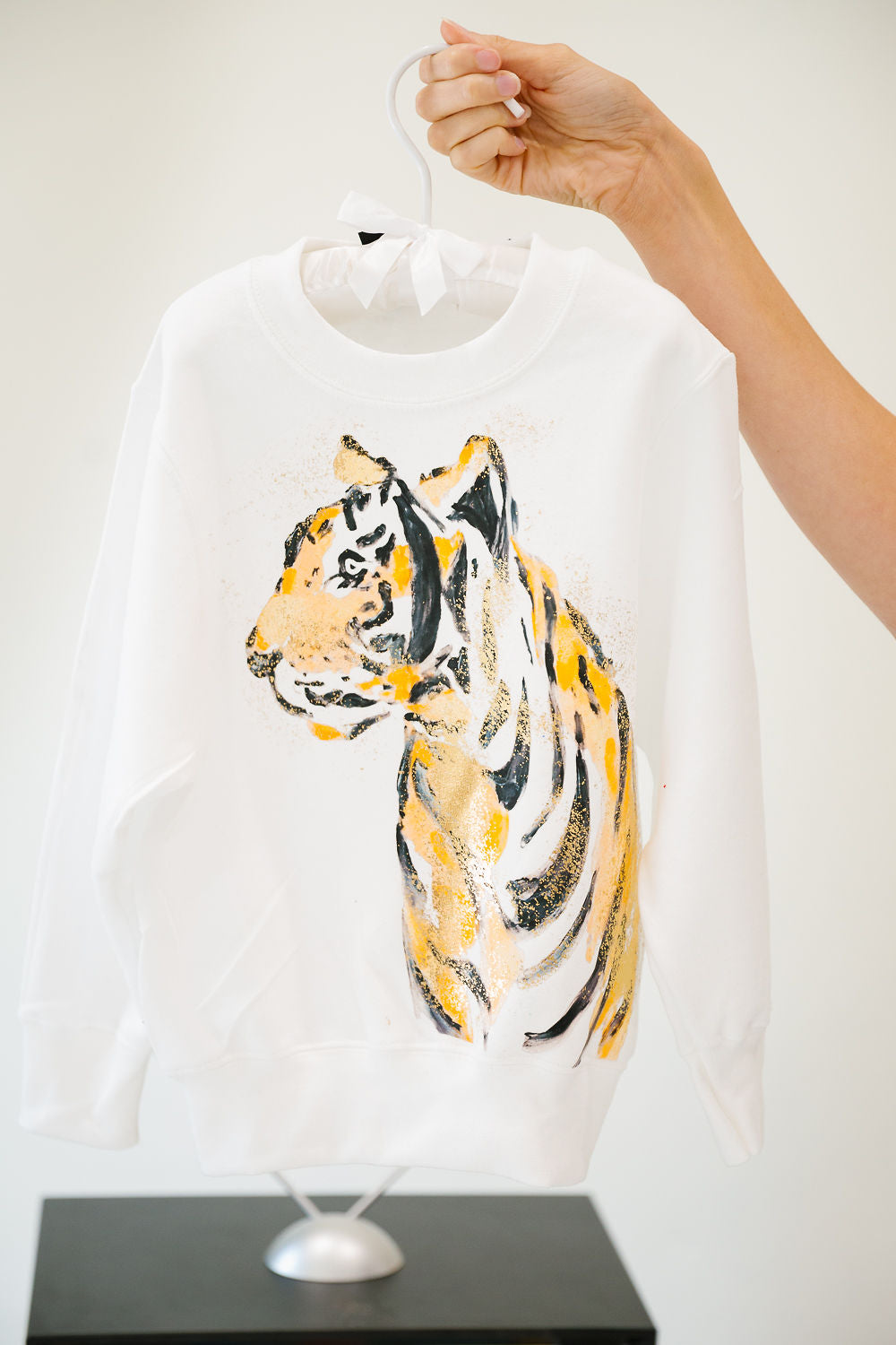 MINI KIDS GOLDEN TIGER WHITE PULLOVER PULLOVER Judith March